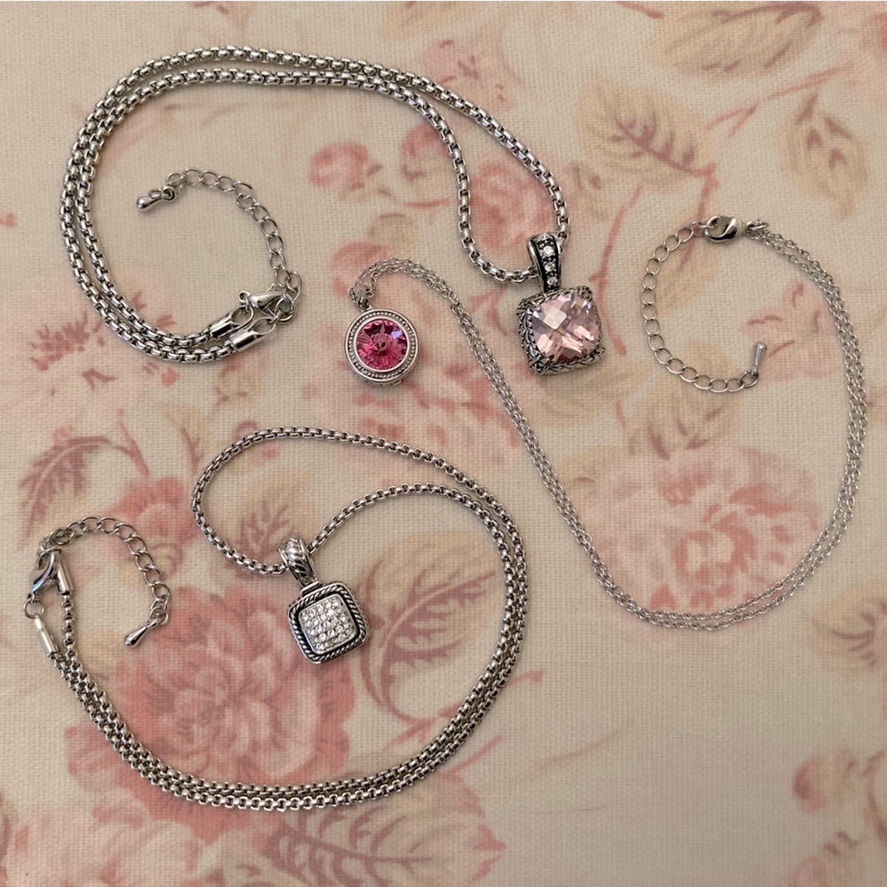 Necklace Lot